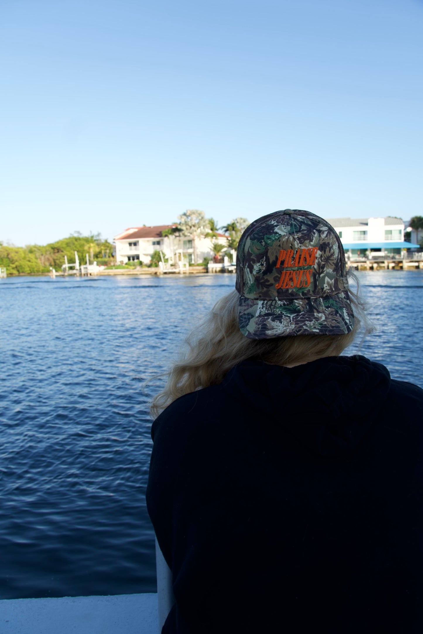 Praise Jesus Trucker Hat